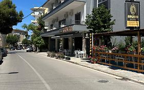 Hotel Argjiro